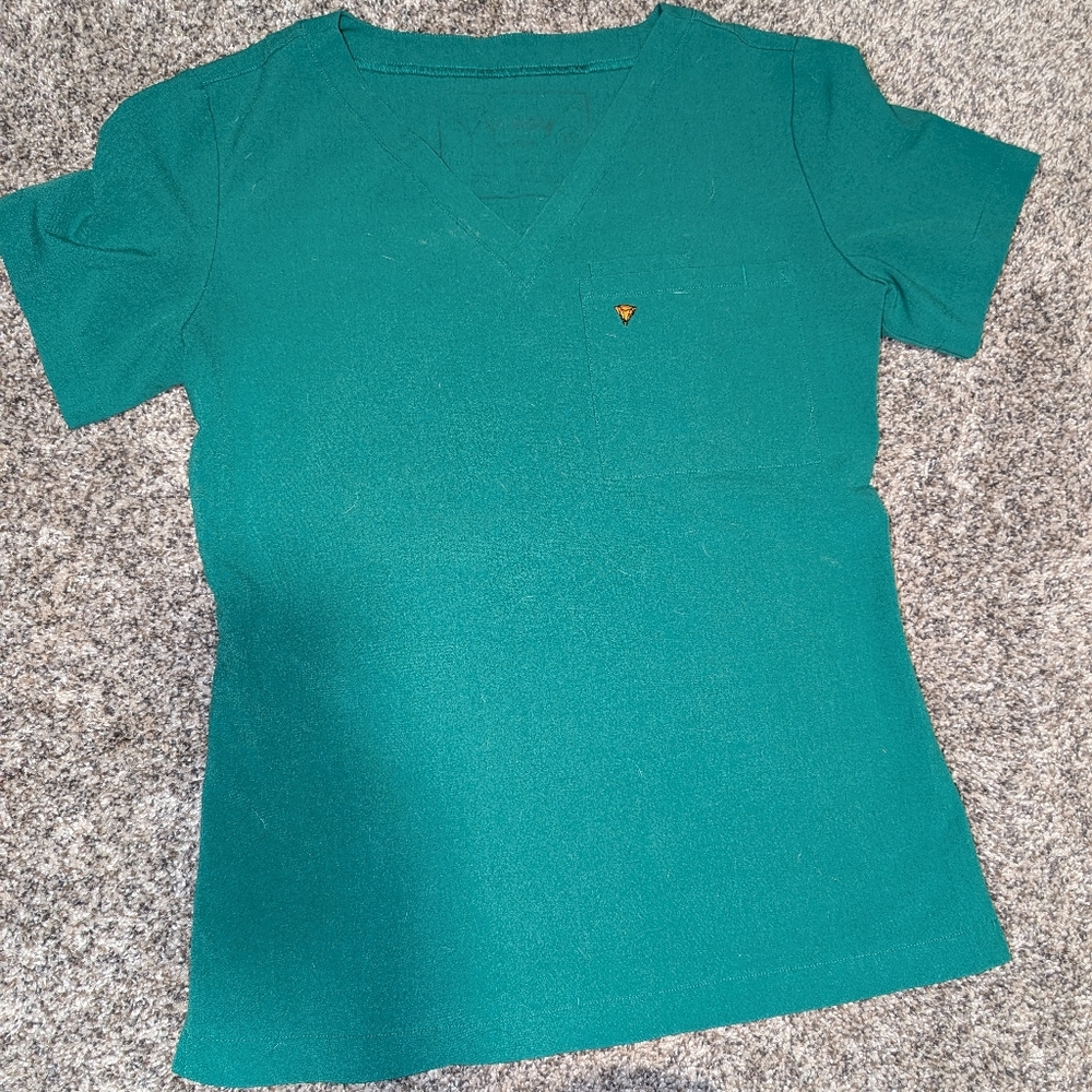 Poppy Hunter Green XS Scrub Top
